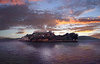 C__Data_Users_DefApps_AppData_INTERNETEXPLORER_Temp_Saved Images_220px-Alcatraz_Island_at_Sunset.jpg