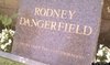 o-RODNEY-DANGERFIELD-GRAVE-570.jpg